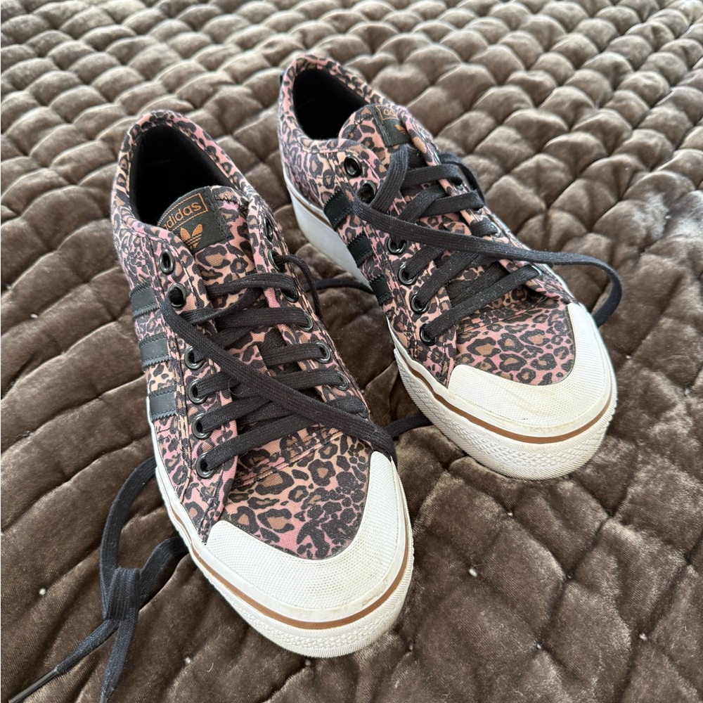 adidas Women’s Pink Leopard Print Low-Top Sneakers with Black Stripes